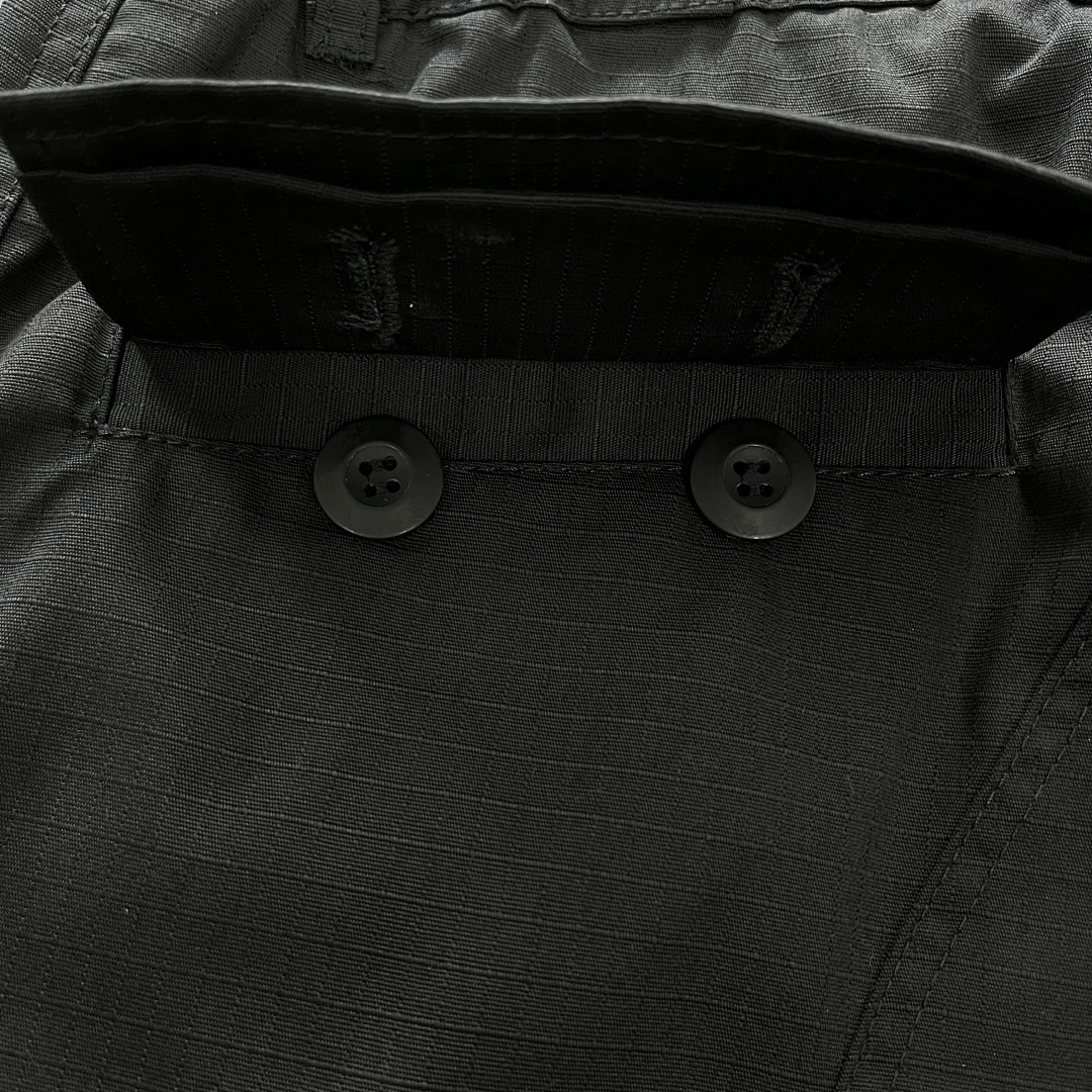 Other 69¥ Black With Pink Logo Cargos - Image 19
