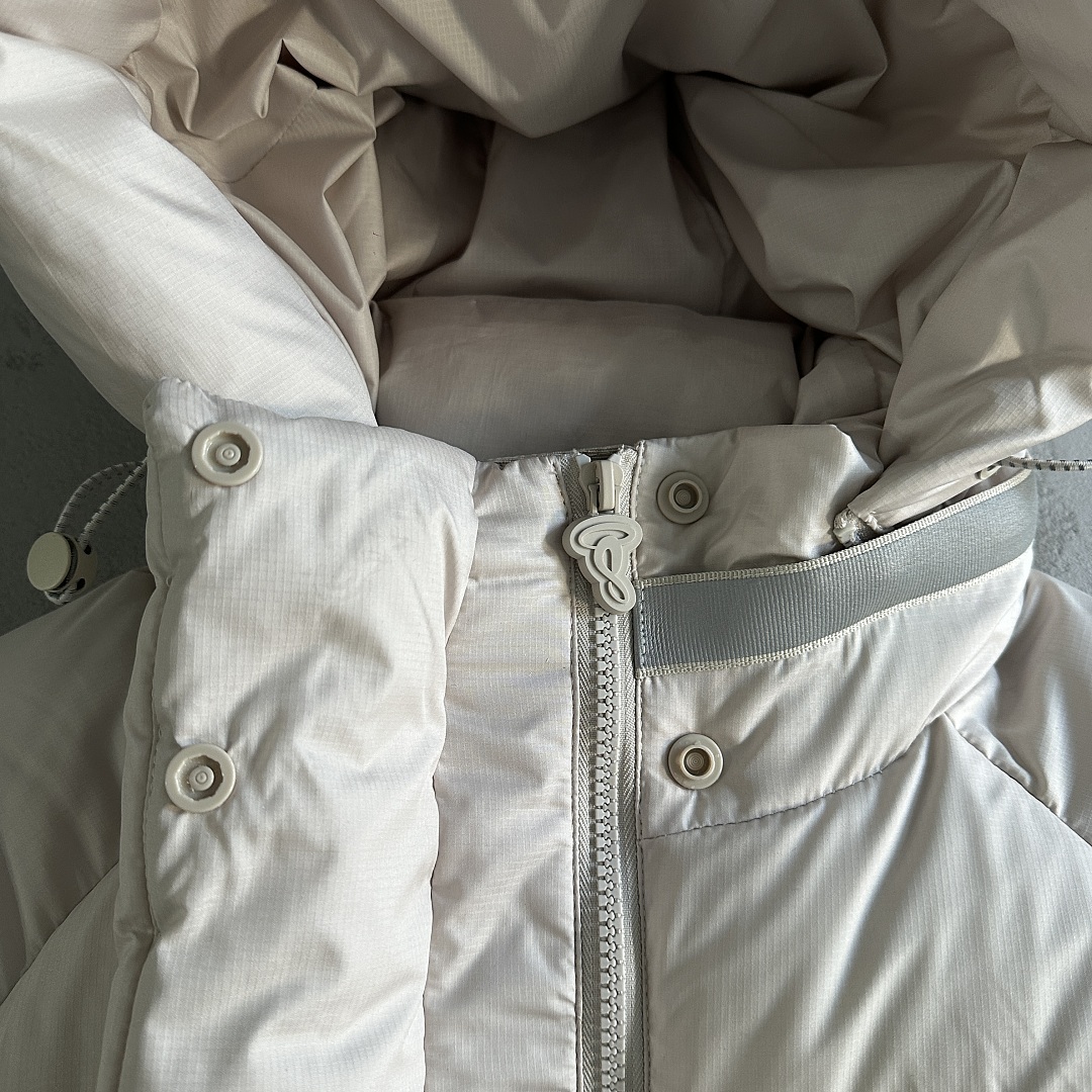 Other 259¥ Syna Down Jacket- Off (White) - Image 14