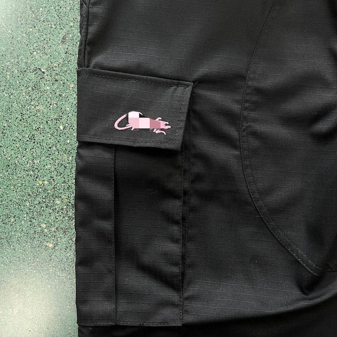 Other 69¥ Black With Pink Logo Cargos - Image 7