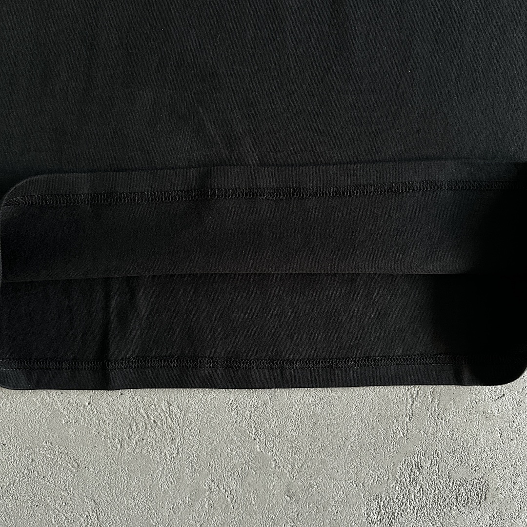 Other 35¥ Full Back Logo T-Shirt - Image 18