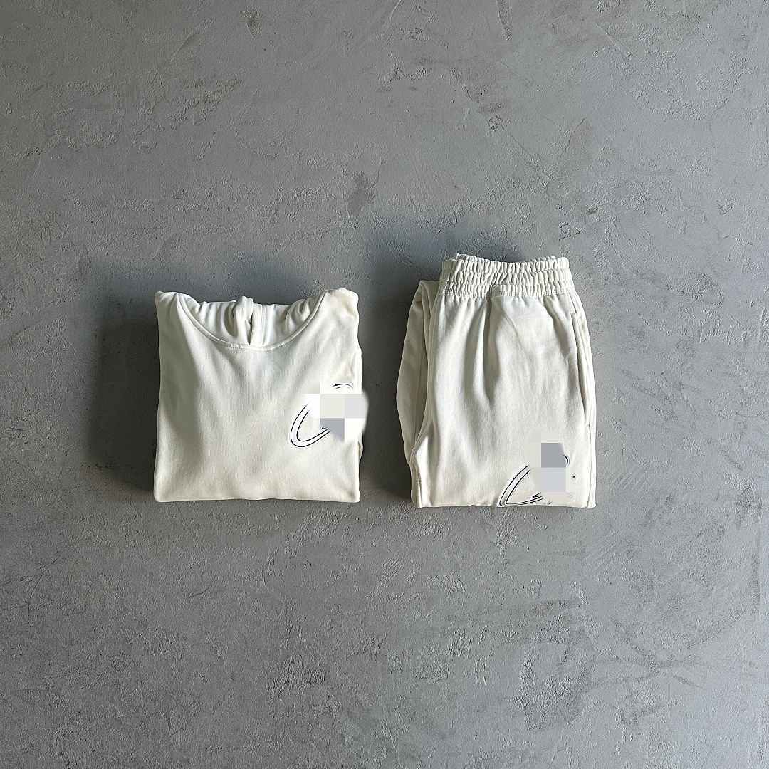 Other 208¥ Satin C-Star Applique Suit