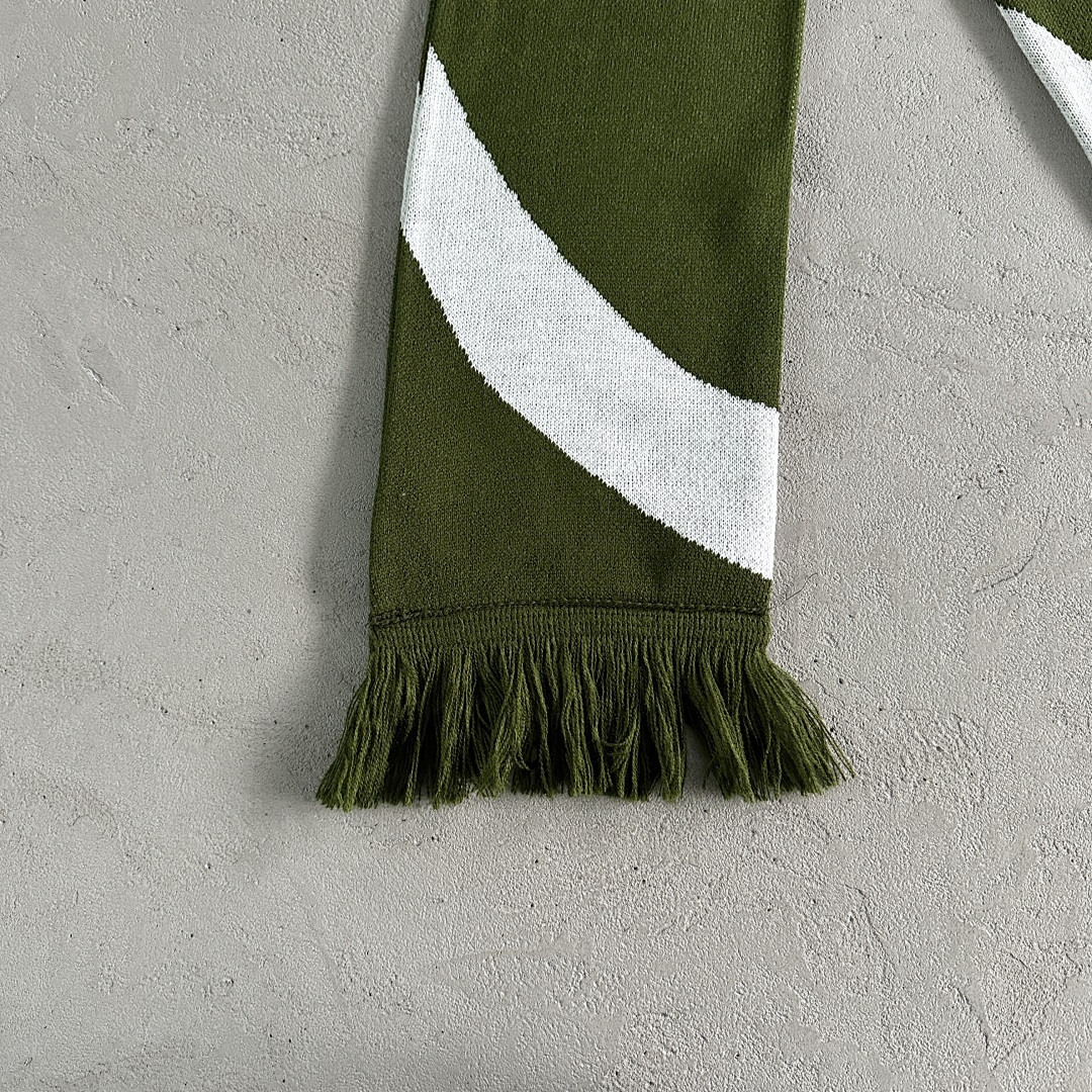 Other 39¥ Green And White Scarf - Image 6
