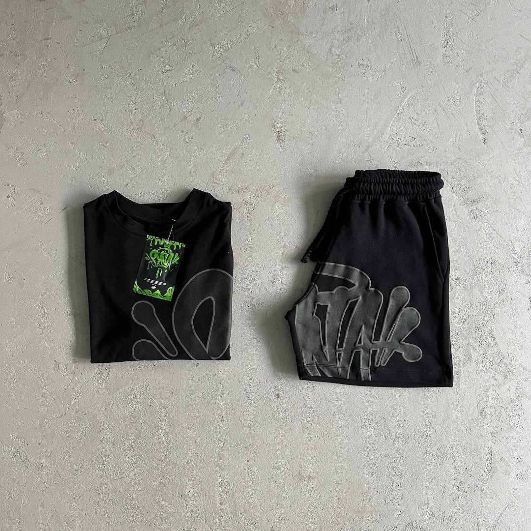 Other 109¥ Syna Men's Black T-Shirt