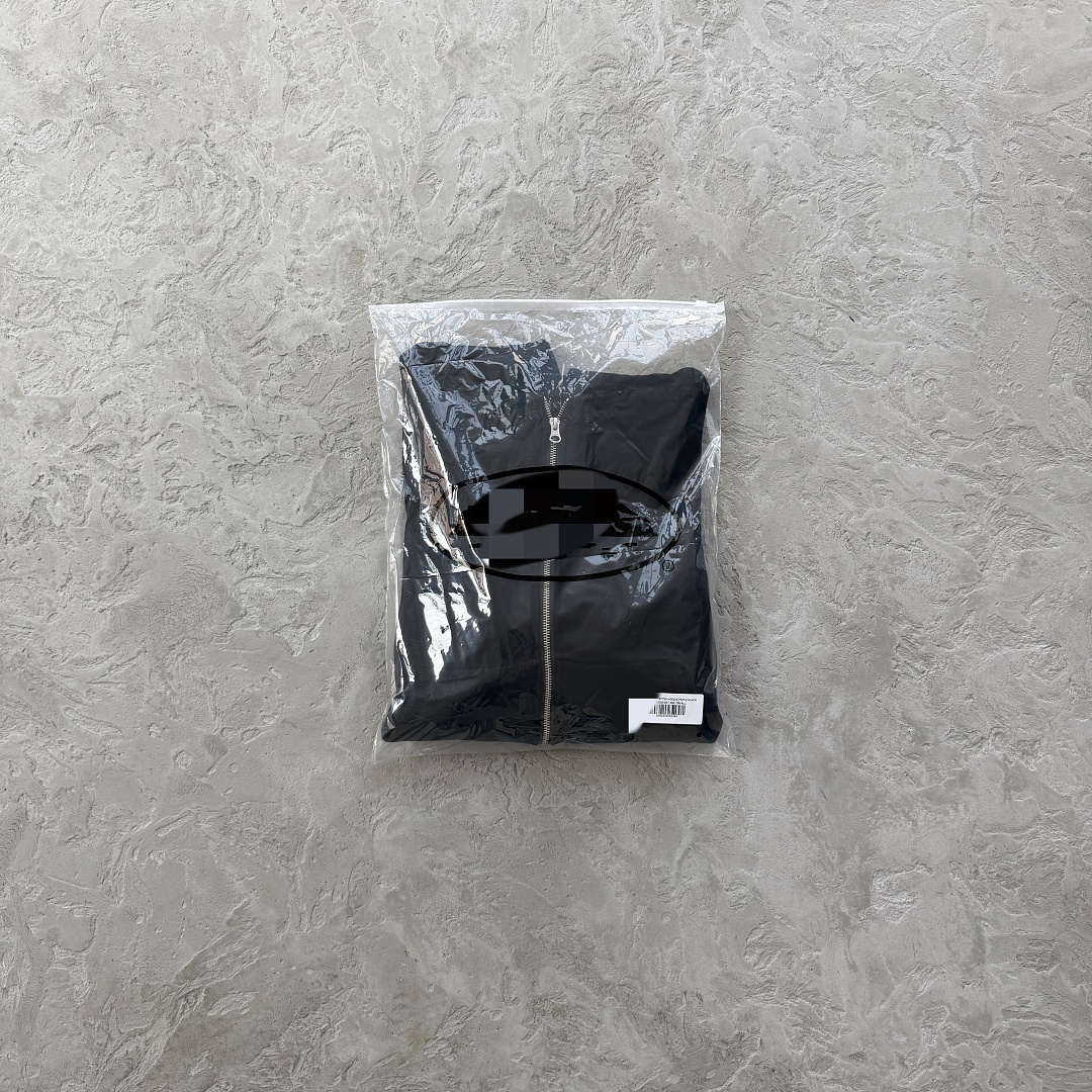 Other 245¥Lundun Stitch Zip Hoodie -Black And (Red) - Image 11