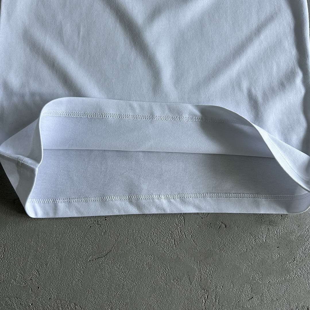 Other 39¥ Sy Light Tee - Image 35