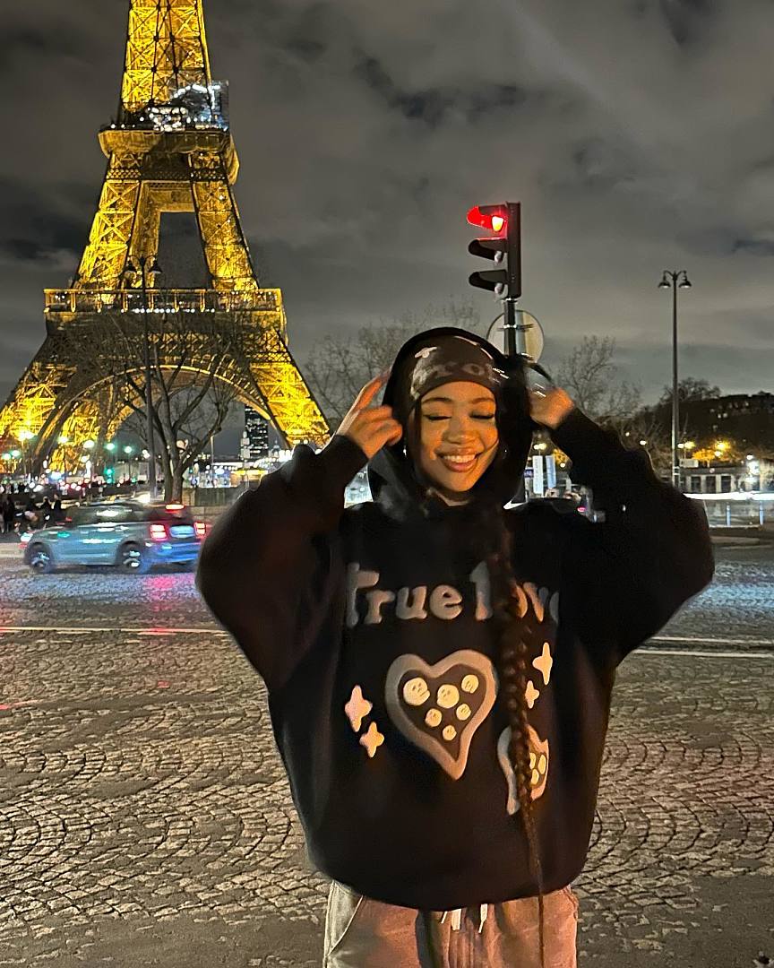 Other 60¥ True Love Hoodie-Midnght (Black) - Image 24