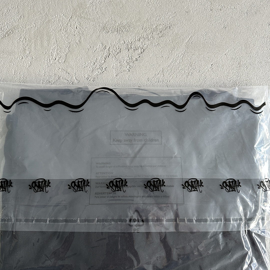 Other 109¥ Syna Men's Black T-Shirt - Image 20