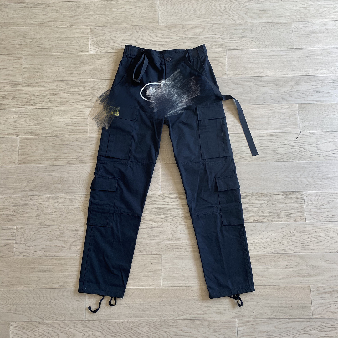 69¥ Corteiz Black White Logo Yellow Patch Cargo, photo 1