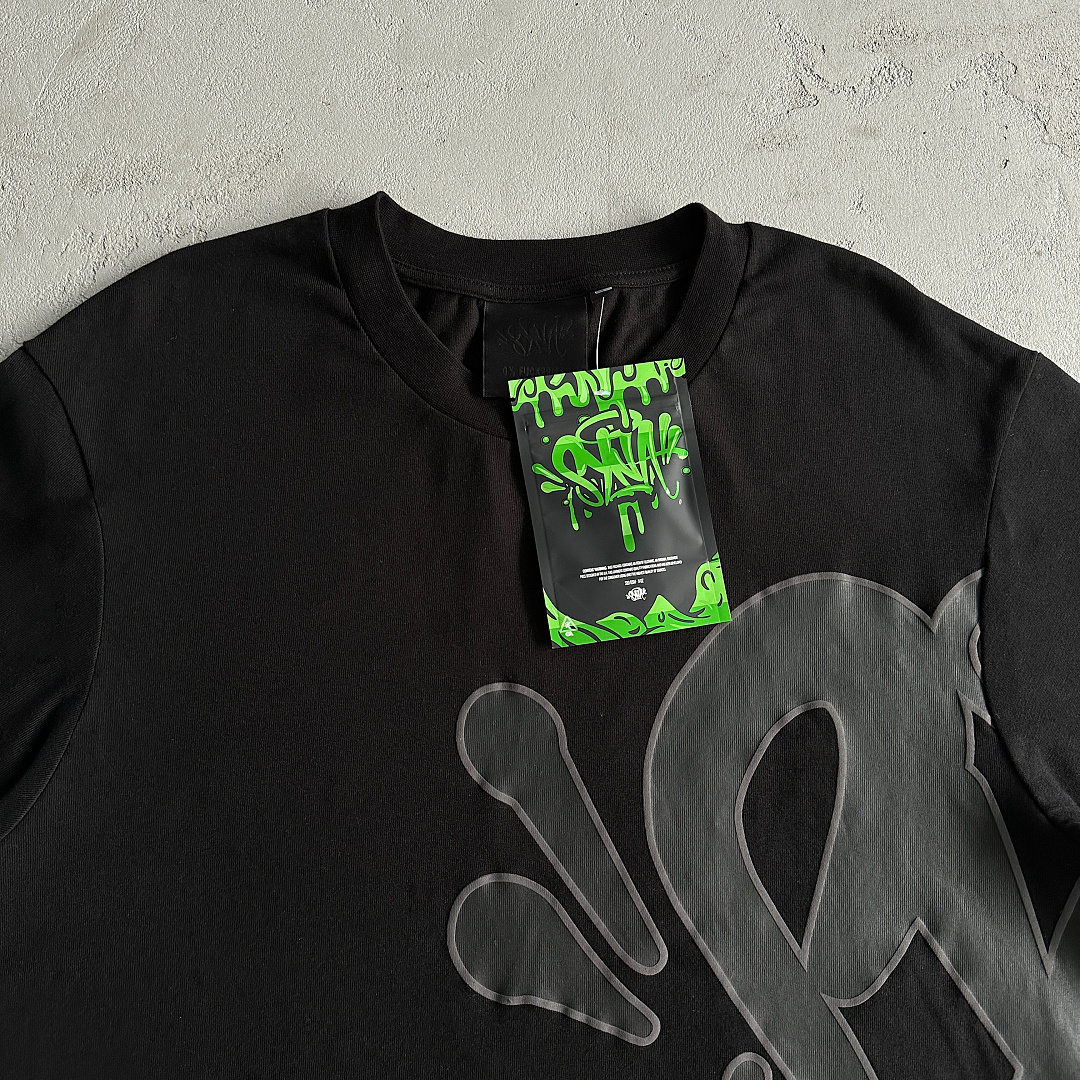 Other 109¥ Syna Men's Black T-Shirt - Image 25