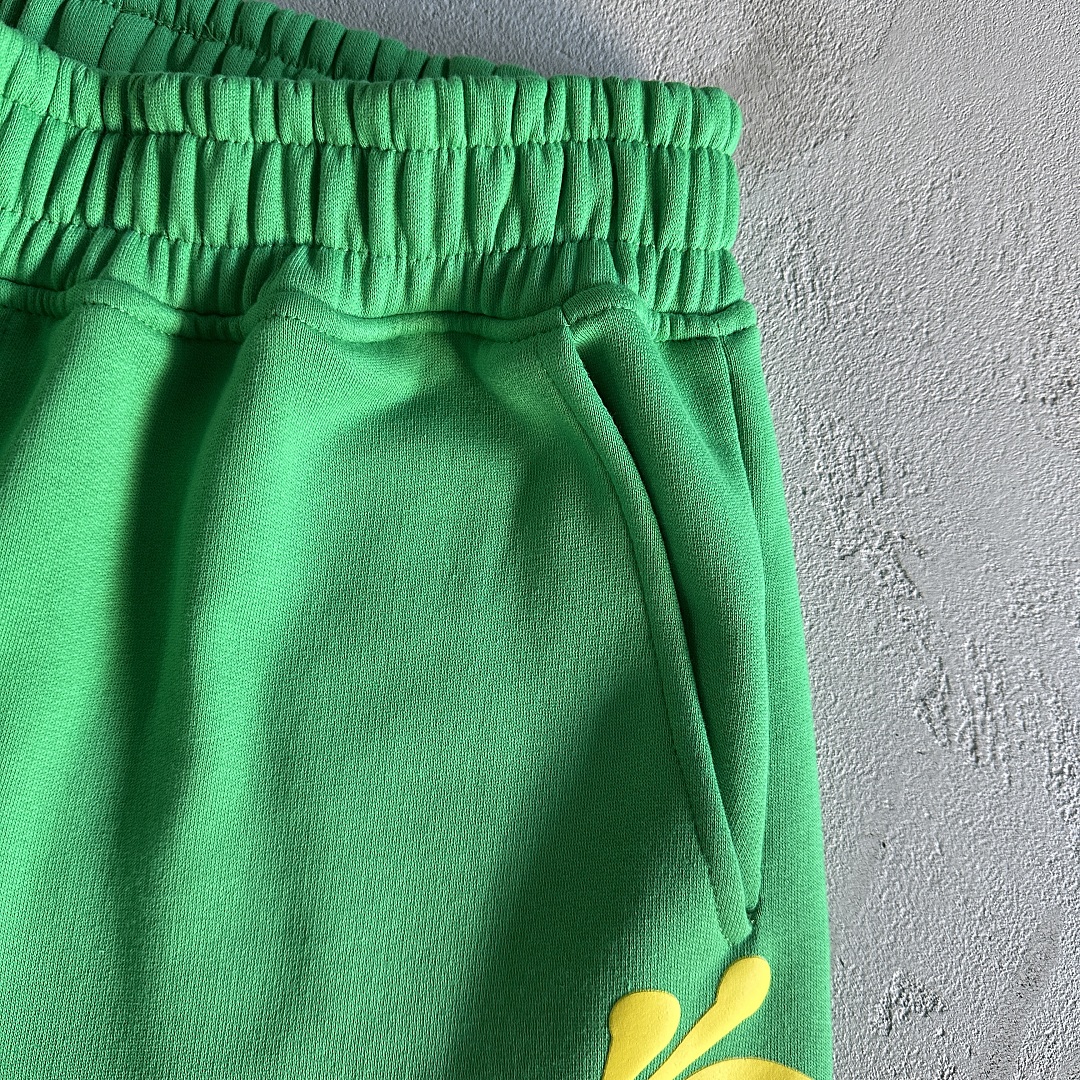 Other 90¥ Sy Men's Green T-Shirt - Image 24