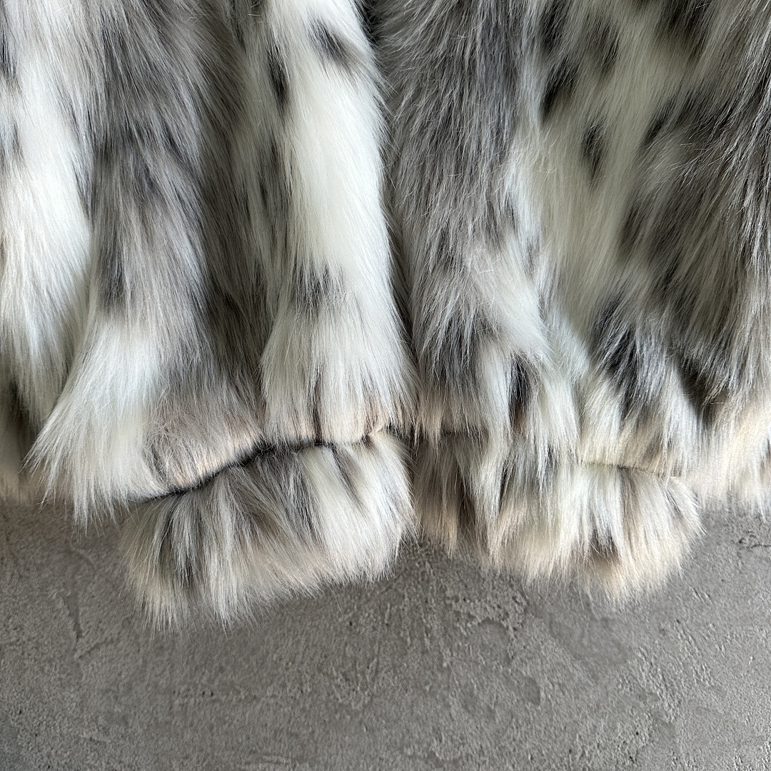 Other 159¥ Faux Fur Hooded Jacket - Image 15