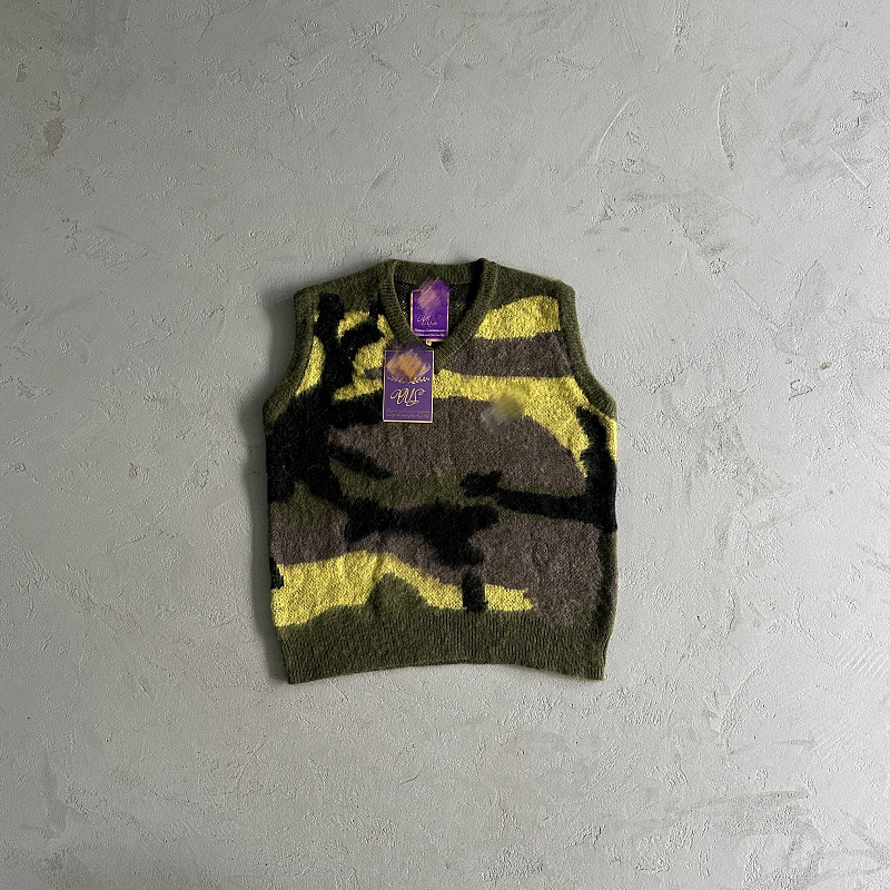 59¥ Mohair Knit Green Yellow Brown Camo Sweater Vest, photo 1