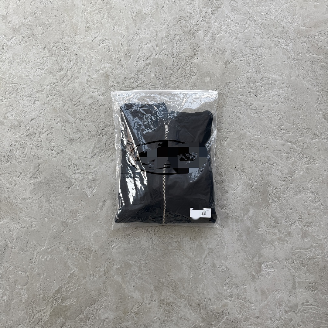 Other 245¥Lundun Stitch Zip Hoodie -Triple (Black) - Image 5