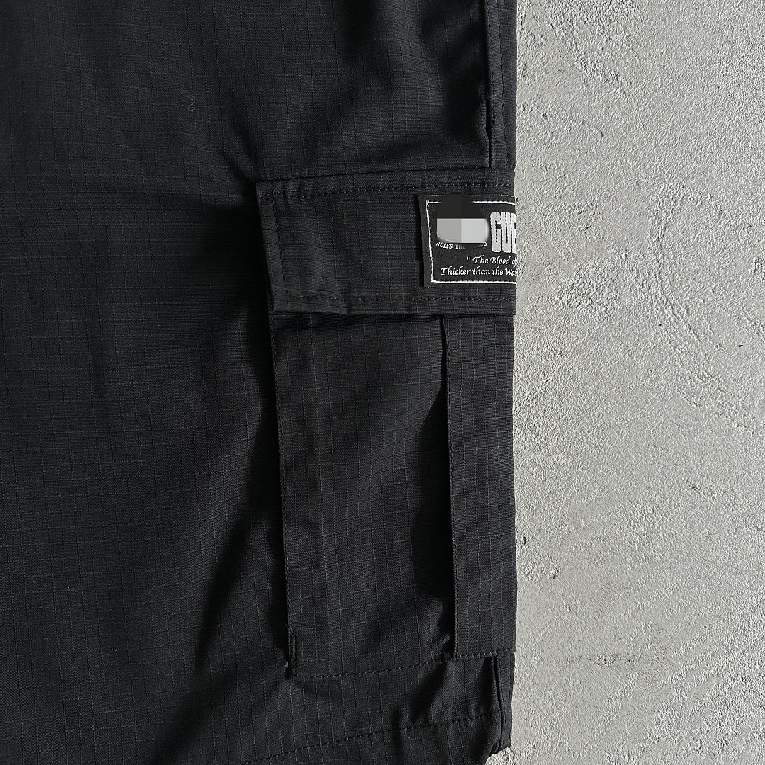 Other 89¥ Black Cargo Shorts - Image 12