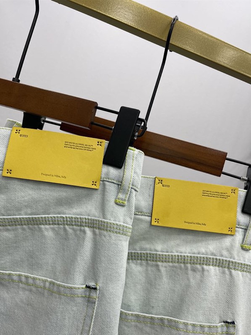 Other 220 Off (White) - Image 7