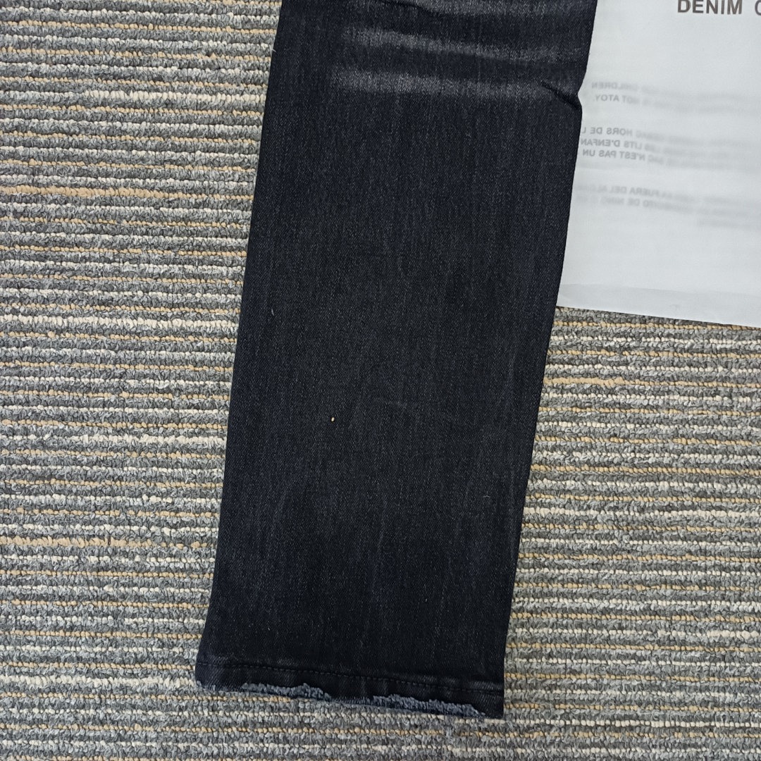 Other 260 Purple Jeans - Image 17