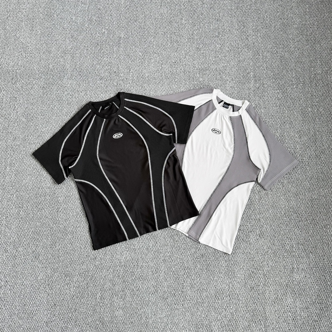 Other ¥89 (Divin… Tech Lines T-Shirt｜Black｜Grey), photo 1