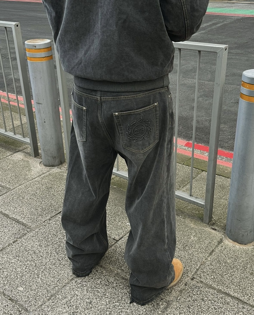 Other ¥209 Jeans Washed Grey/Yellow - Image 30