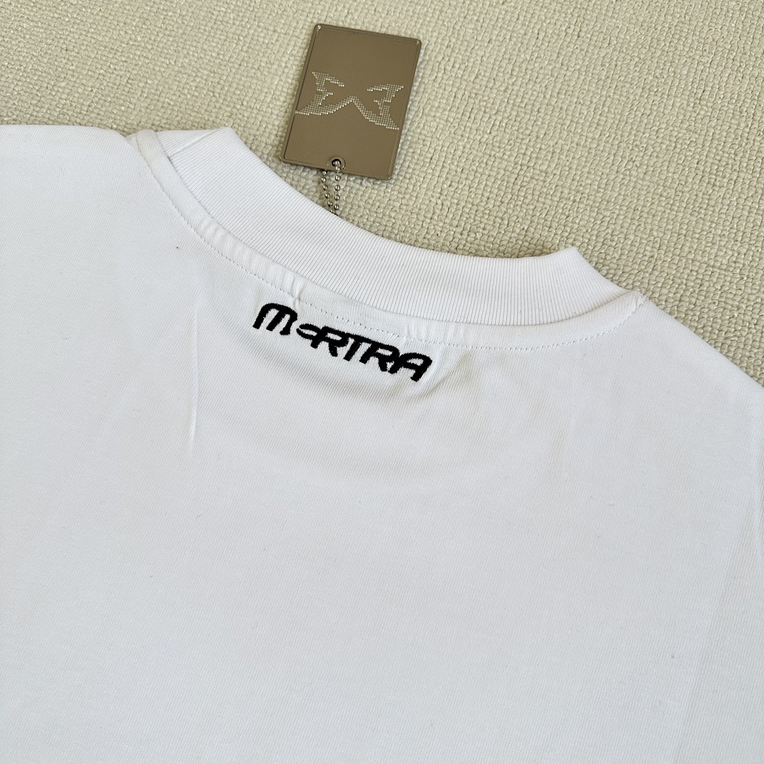 Other ¥95 Mer… (Mertra Stacked Logo Tee｜White) - Image 16