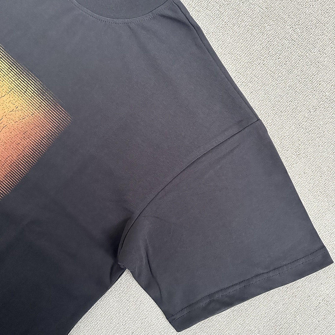 Other 95¥ (Mertra T- Shirt ｜Dark Grey) - Image 9