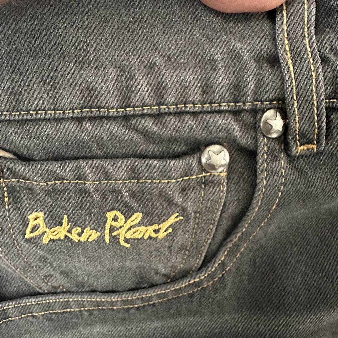 Other ¥209 Jeans Washed Grey/Yellow - Image 17