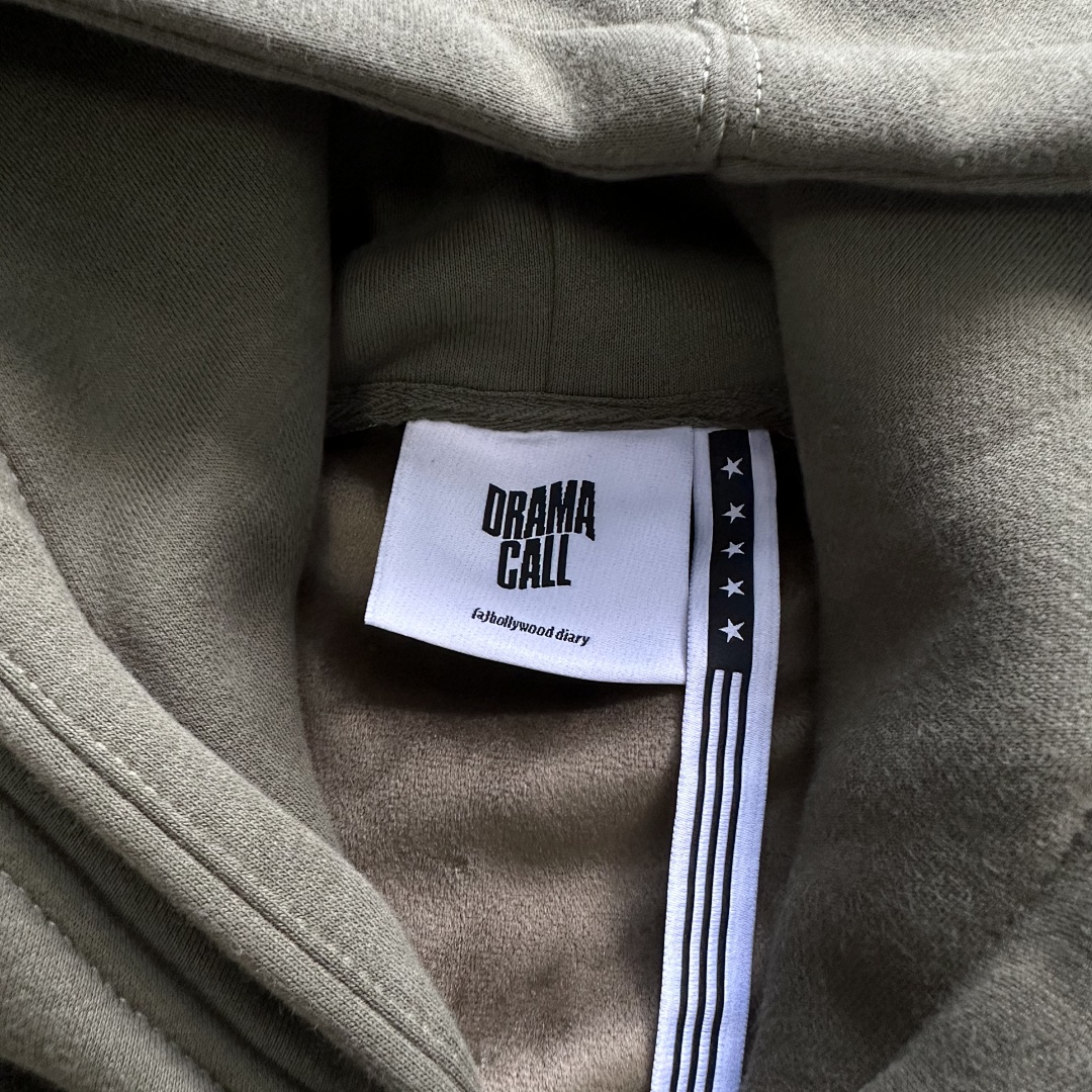 Other ¥380 Army Green & Black Trackeh - Image 16