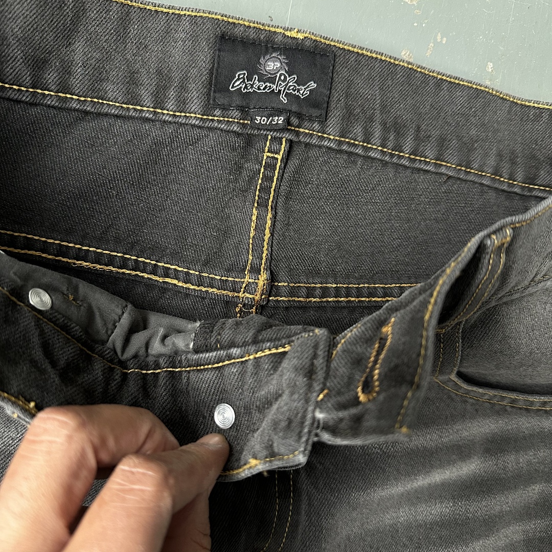 Other ¥209 Jeans Washed Grey/Yellow - Image 14
