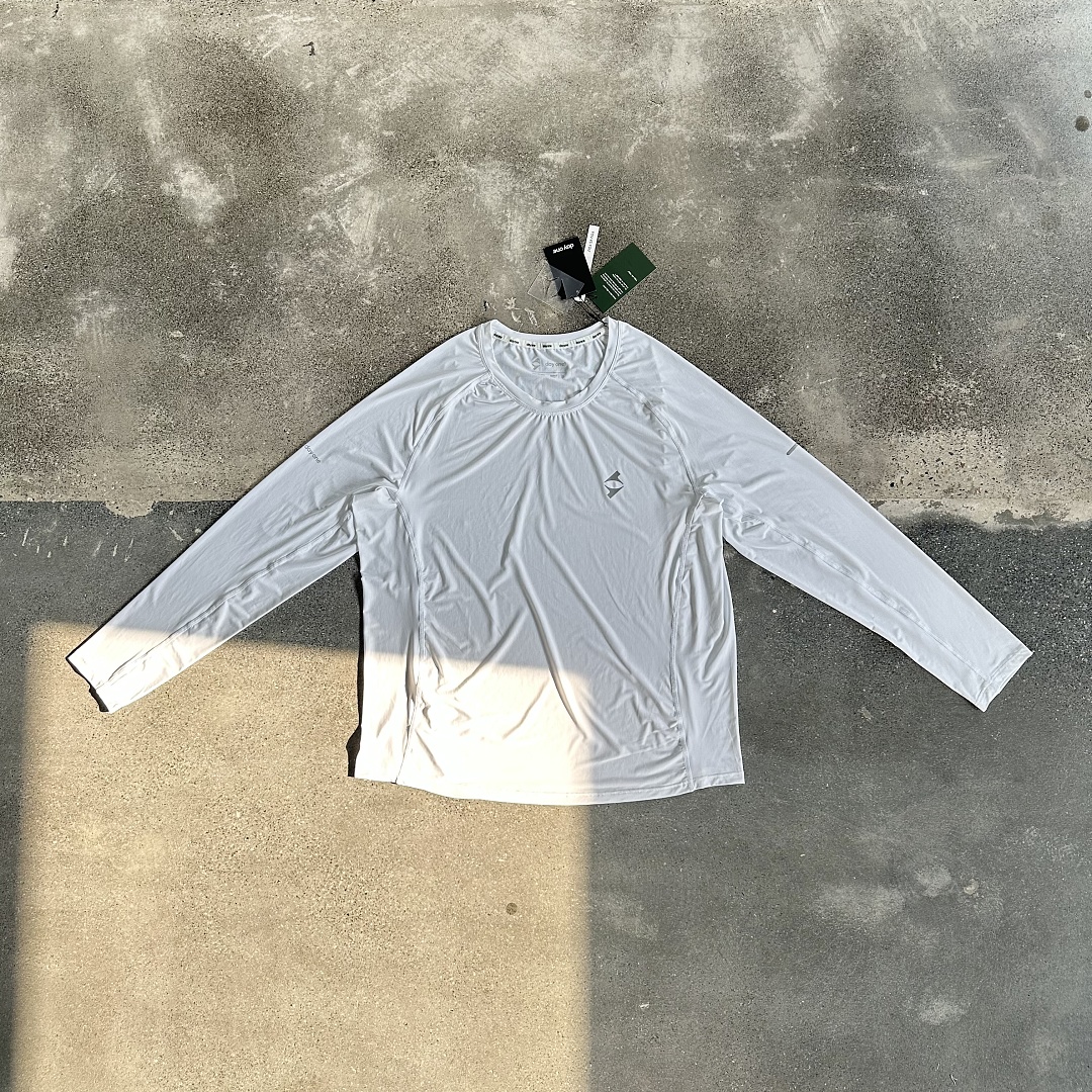 ¥98 (Day*Ne Performance Long Sleeve｜White), photo 1