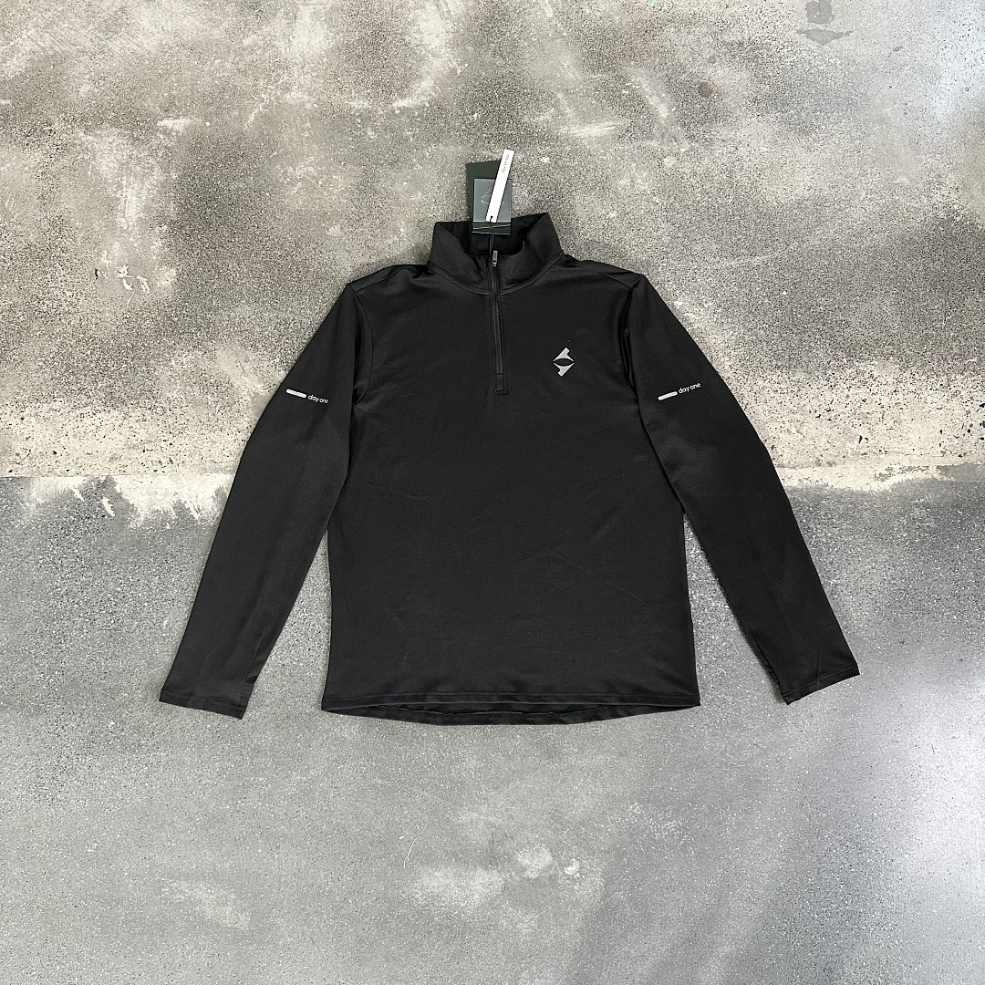 Other ¥109 (Day*Ne Performance Half Zipper|Black)