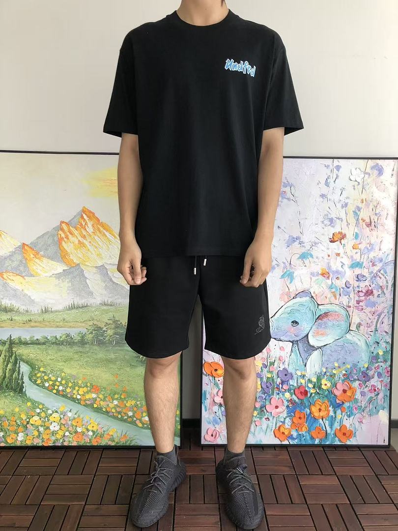 On Running ~85 UNDEFEATED T-SHIRT 55071036 (Im 185CM 70KG Iwear Size L In The Photo) - Image 3