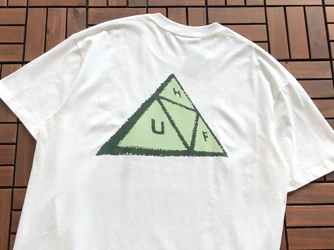 On Running ~95 HUF T-SHIRT - Image 8