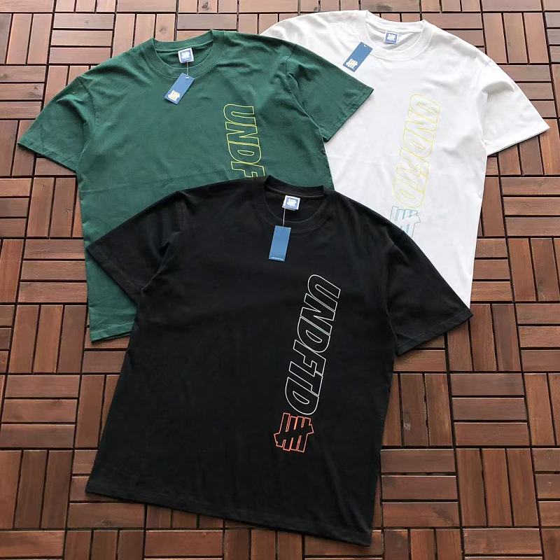 On Running ~85 UNDEFEATED T-SHIRT 55071636 (Im 185CM 70KG Iwear Size L In The Photo)