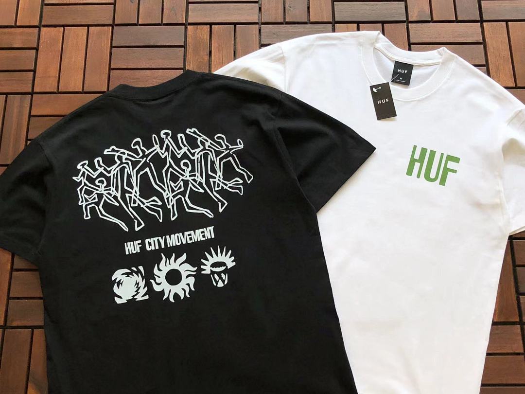 On Running ~85 HUF T-SHIRT - Image 4