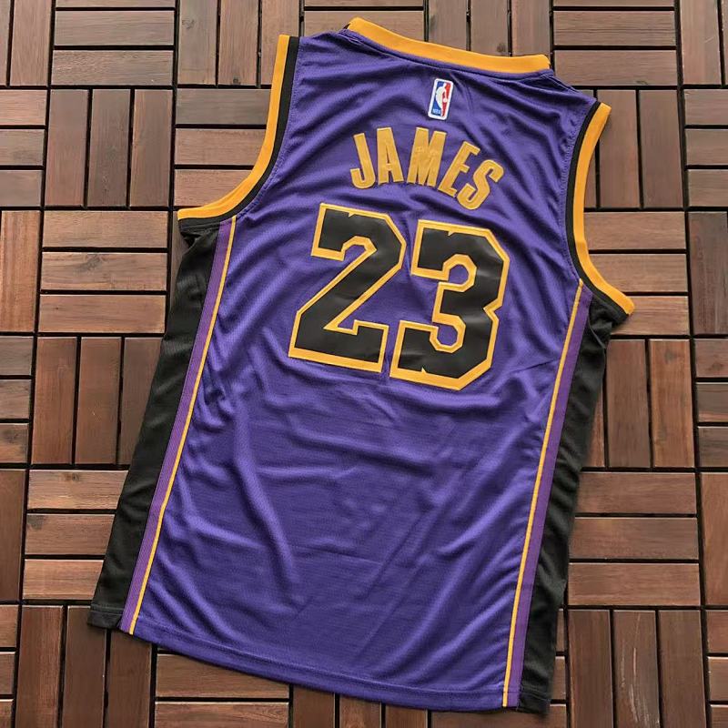 79 NBA BASKETBALL 88040331 (Im 185CM 80KG Iwear Size M In The Photo), photo 1
