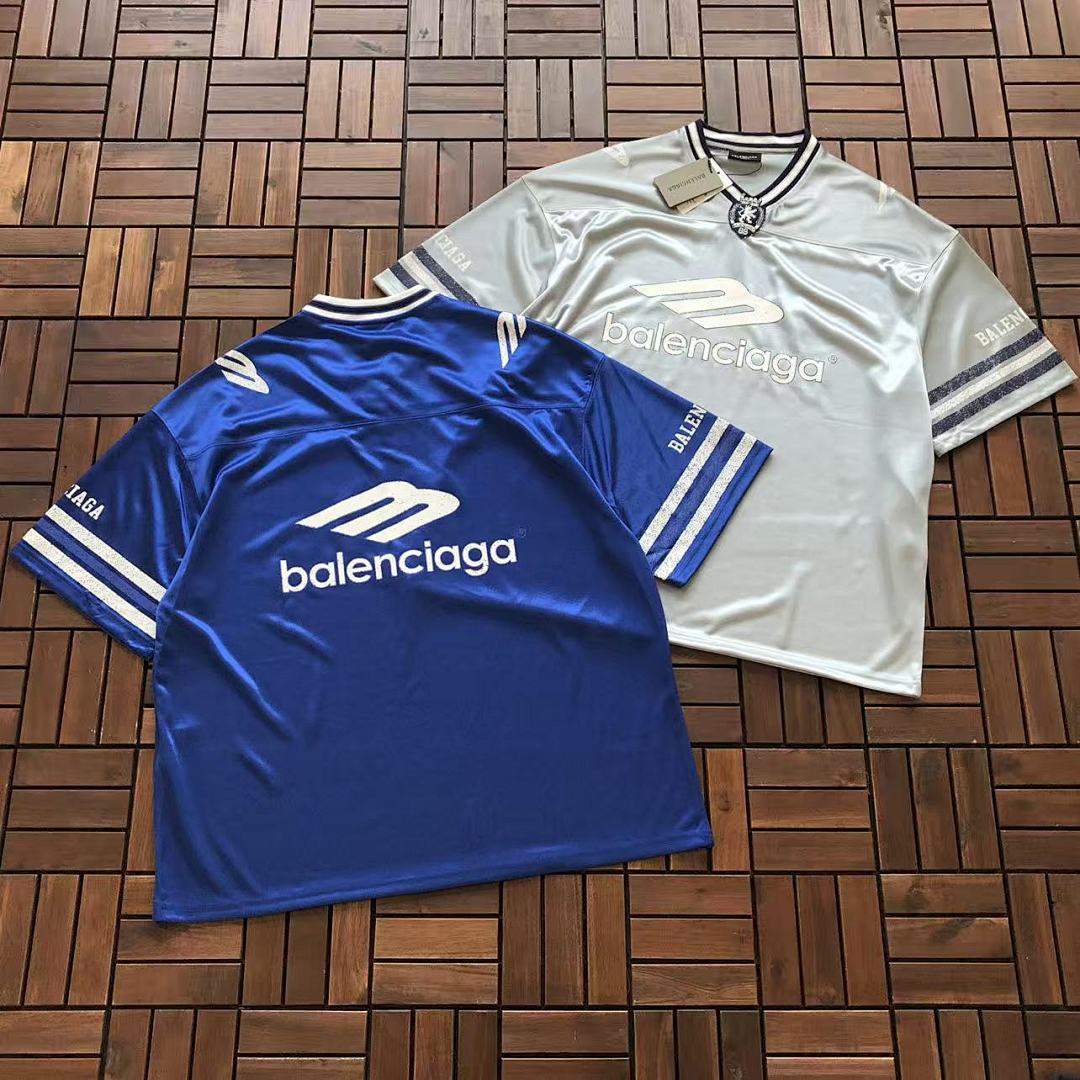 Other ~125 B🔥L🔥🔥🔥IA🔥A T-SHIRT, photo 1
