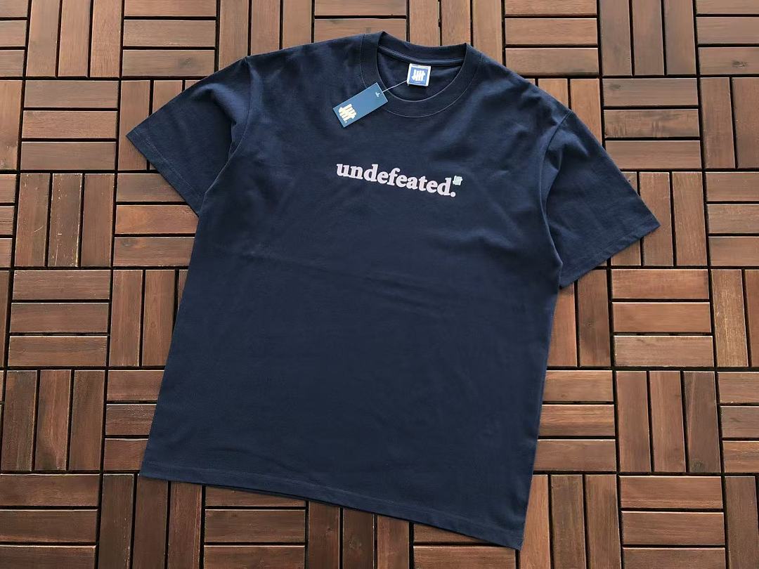 On Running ~85 UNDEFEATED T-SHIRT 55070630 (Im 185CM 80KG Iwear Size L In The Photo) - Image 11