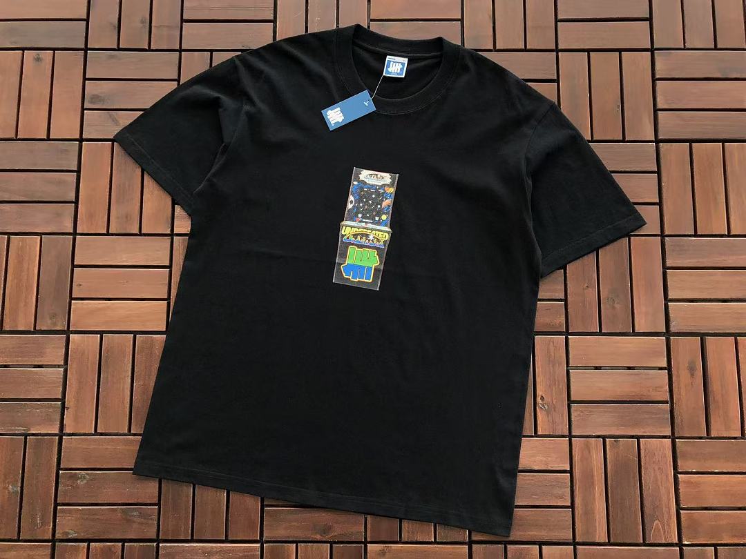 On Running ~85 UNDEFEATED T-SHIRT 55070651 (Im 185CM 80KG Iwear Size L In The Photo) - Image 9