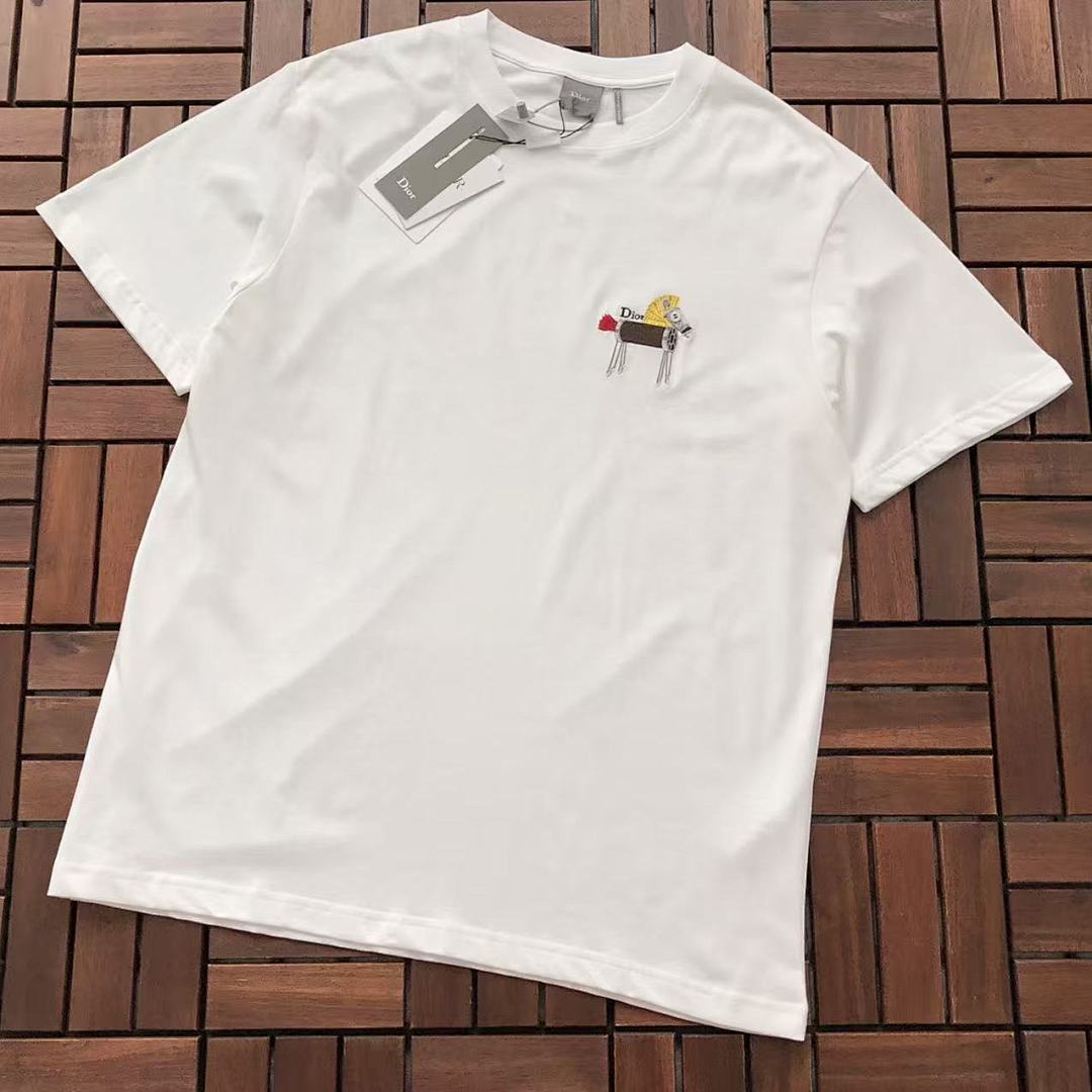 Other ~139 D🔥O🔥 T-SHIRT 77032002 (Im 176CM 58KG Iwear Size M In The Photo), photo 1