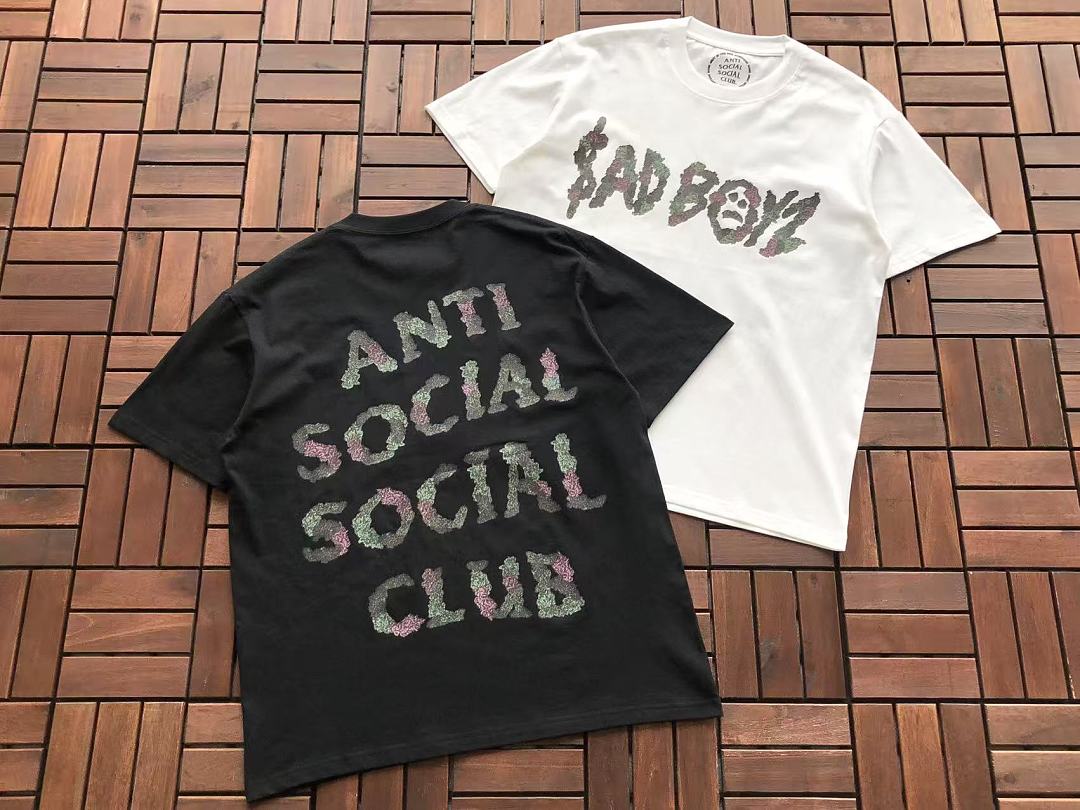 On Running ~85 ANTI SOCIAL CLUB T-SHIRT 55041709 (Im 180CM 68KG Iwear Size M In The Photo) - Image 5