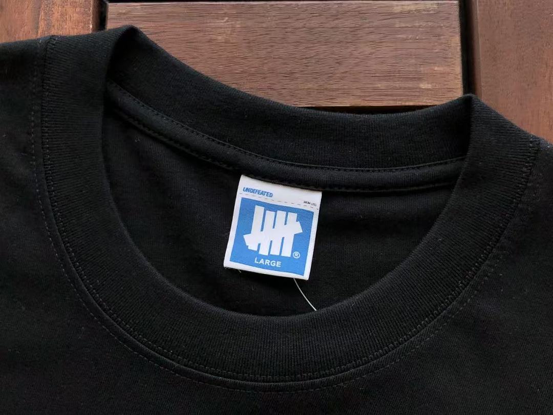 On Running ~ 85 UNDEFEATED T-SHIRT 55052508 (Im 185CM 80KG Iwear Size L In The Photo) - Image 18