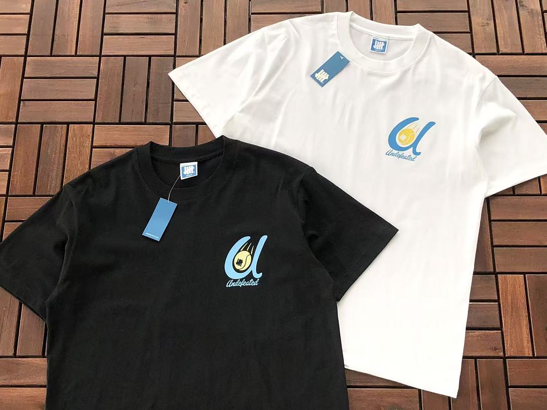 On Running ~85 UNDEFEATED T-SHIRT 55062765 (Im 180CM 68KG Iwear Size M In The Photo) - Image 8