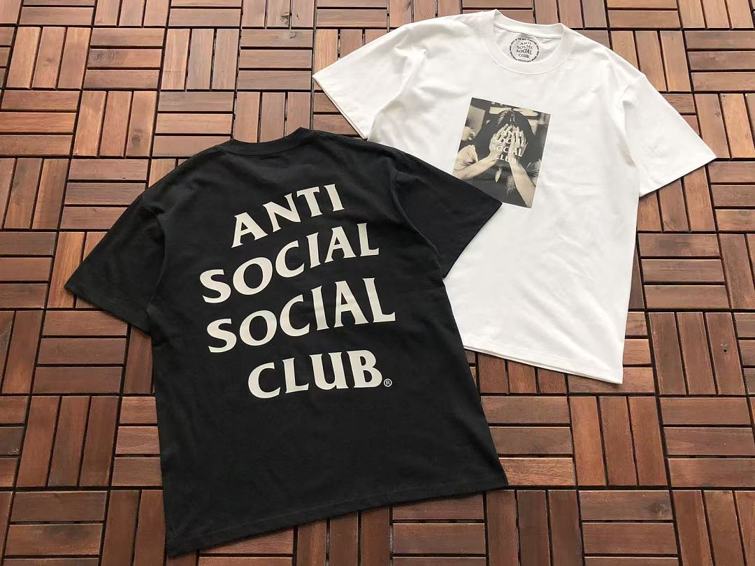 On Running ~85 ANTI SOCIAL CLUB T-SHIRT 55041705 (Im 180CM 68KG Iwear Size M In The Photo) - Image 6