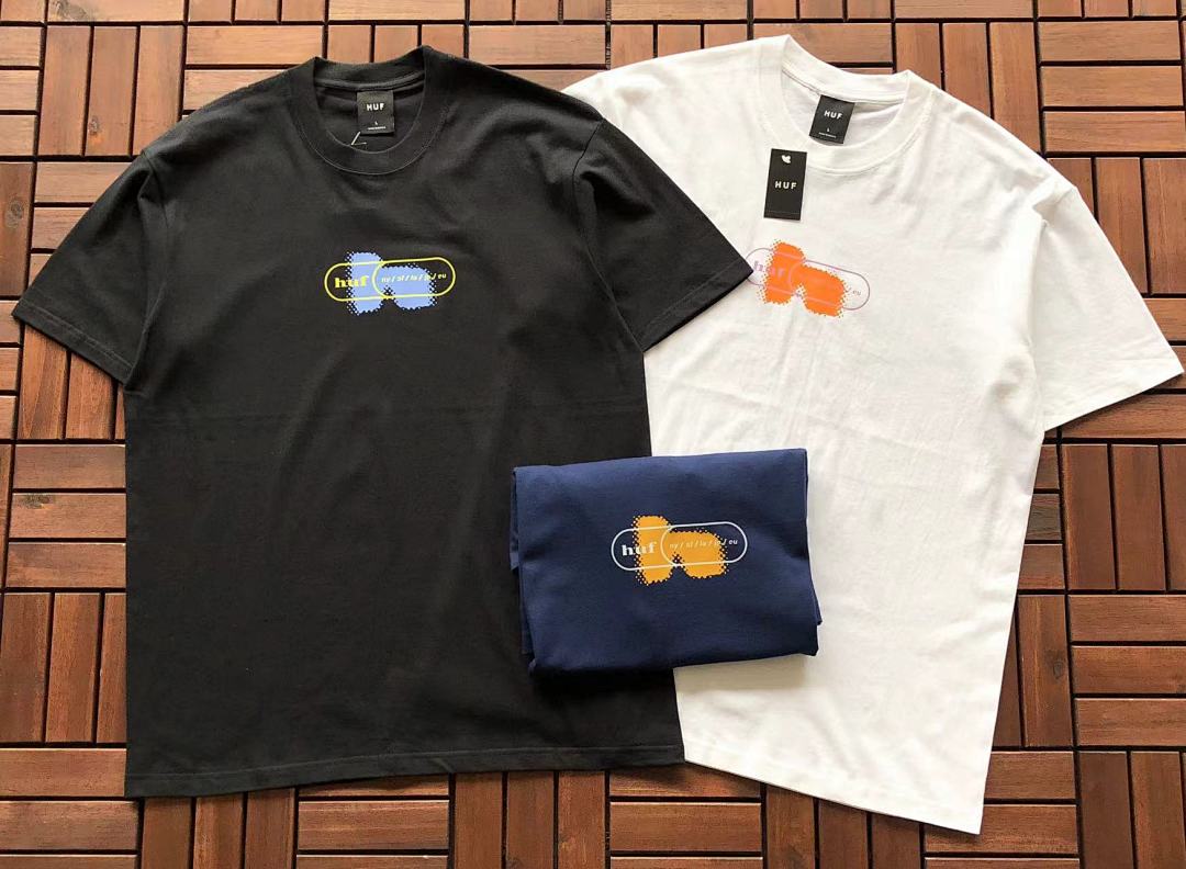 On Running ~85 HUF T-SHIRT - Image 3
