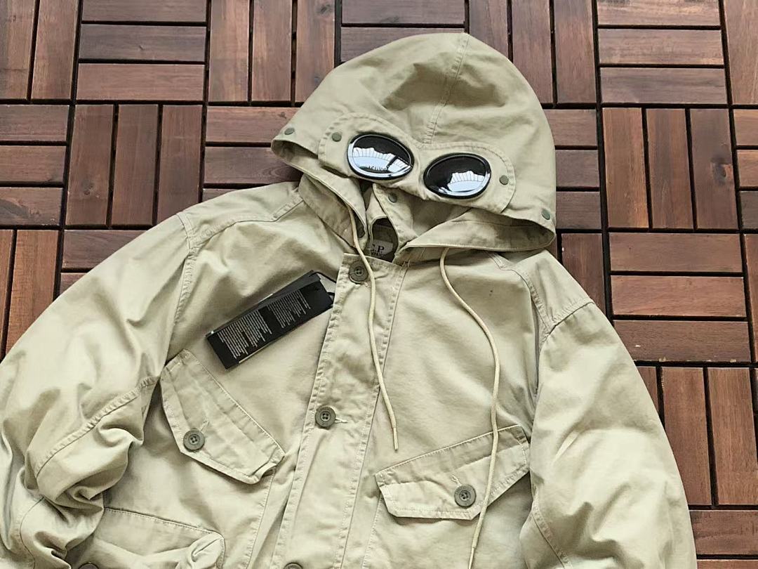 Other ~879 ~C.P. DOWN JACKET 11120528 (Im 180CM 68KG Iwear Size 48 In The Photo) - Image 9