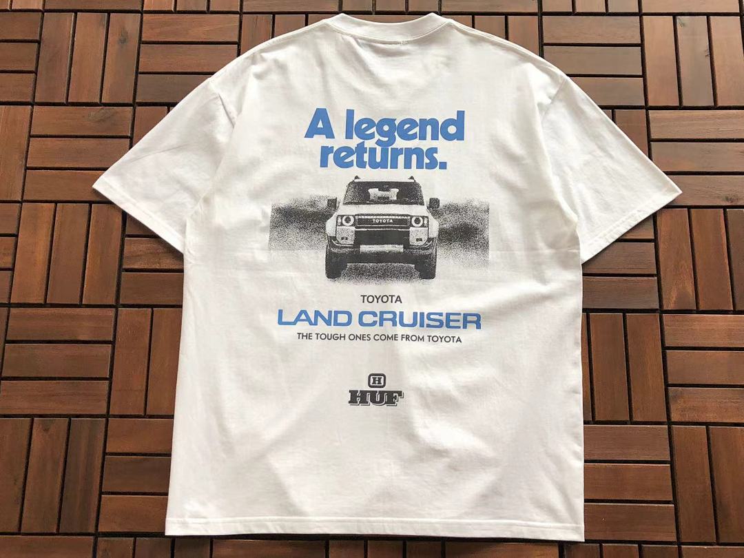 On Running ~85 HUF T-SHIRT - Image 3