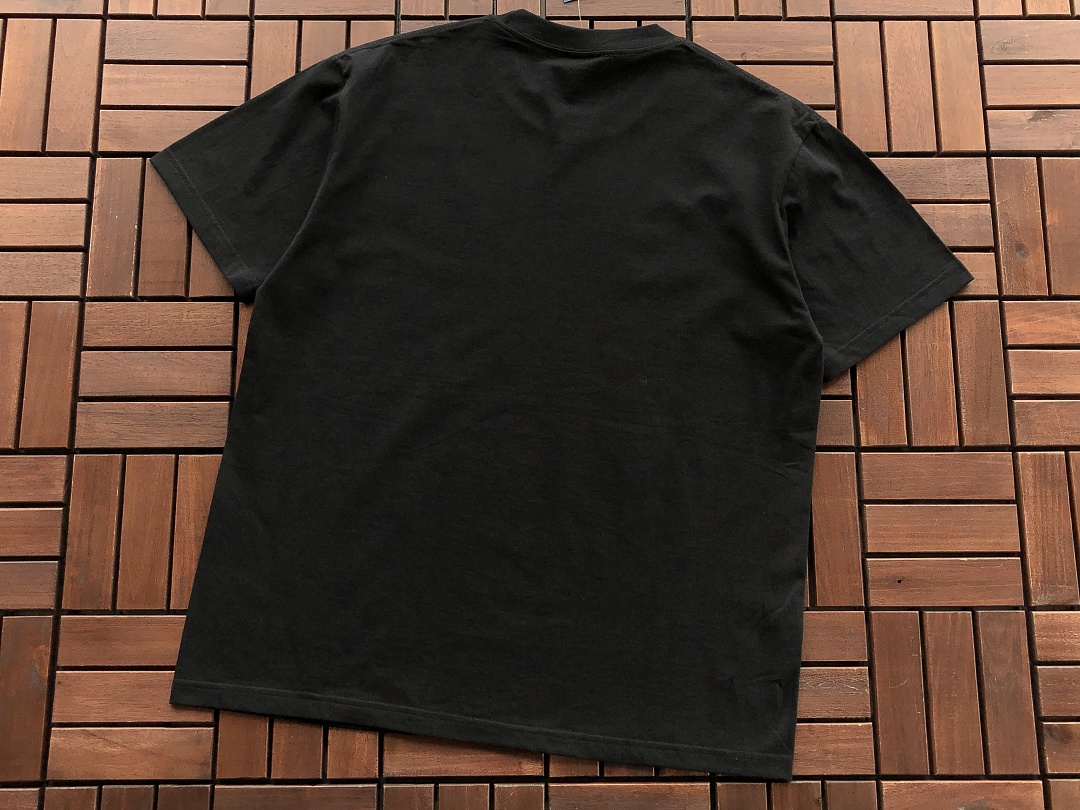 On Running ~85 UNDEFEATED T-SHIRT 55063052 (Im 180CM 68KG Iwear Size L In The Photo) - Image 16
