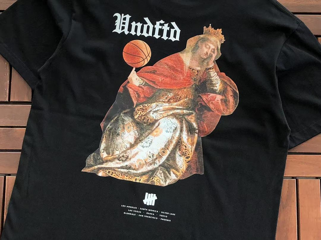 On Running ~85 UNDEFEATED T-SHIRT 55070652 (Im 185CM 80KG Iwear Size L In The Photo) - Image 16