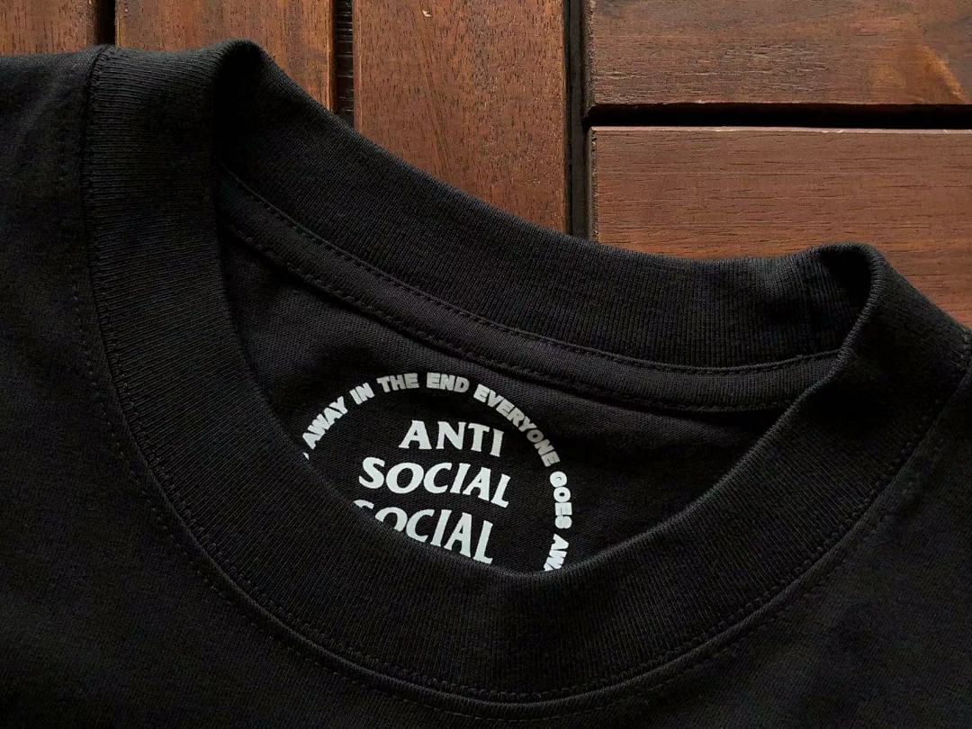 On Running ~88 ANTI SOCIAL CLUB T-SHIRT - Image 17
