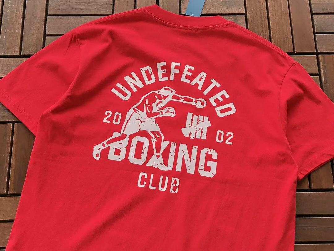 On Running ~85 UNDEFEATED T-SHIRT 11123011 (Im 180CM 68KG Iwear Size L In The Photo) - Image 11