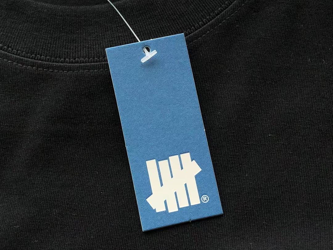 On Running ~85 UNDEFEATED T-SHIRT 55051430 (Im 185CM 80KG Iwear Size M In The Photo) - Image 30